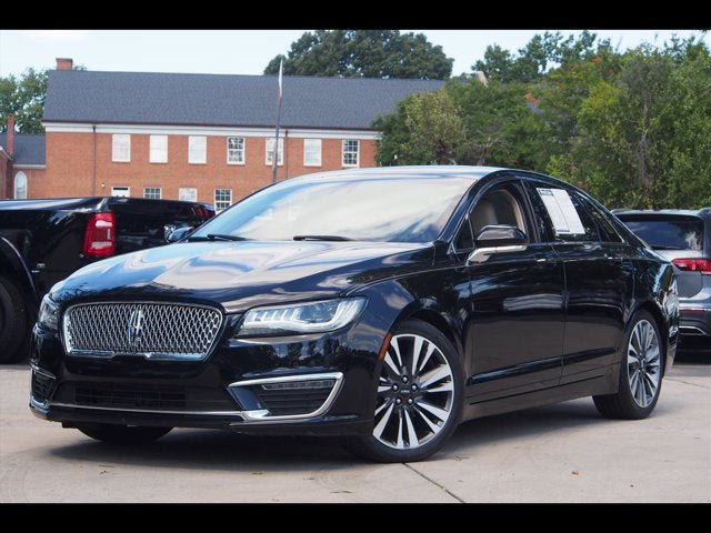Used 2017 Lincoln MKZ Reserve w/ Technology Package FWD image 1