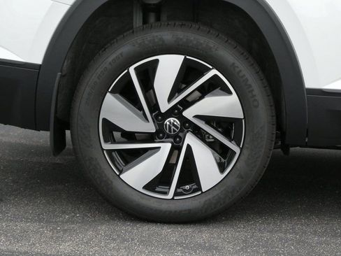 New 2026 Volkswagen Atlas SE AWD/4WD image 21