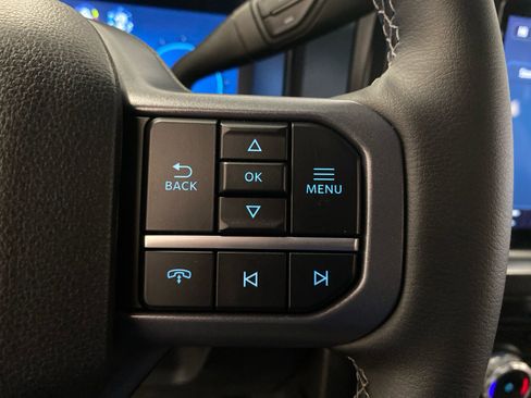 New 2026 Ford F250 Lariat w/ Black Appearance Package image 26