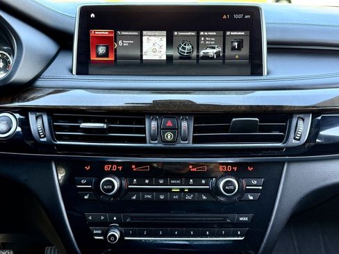 Used 2018 BMW X5 xDrive50i w/ Executive Package image 29