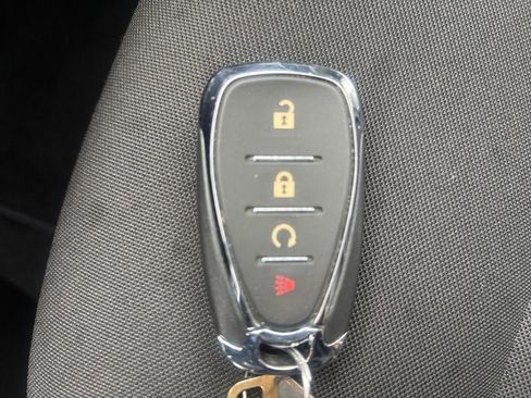 Used 2025 Chevrolet TrailBlazer LT image 19