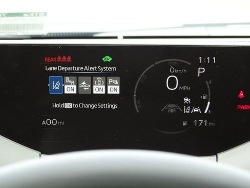 New 2026 Toyota Prius LE image 17