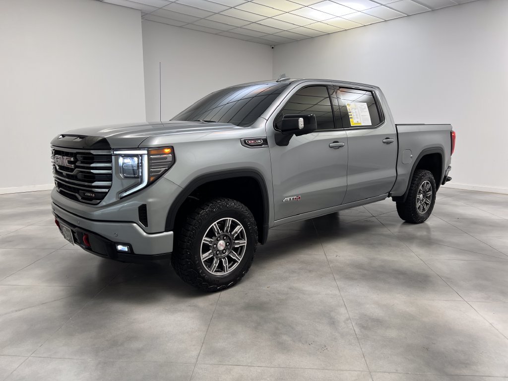 Used 2025 GMC Sierra 1500 AT4 AWD/4WD image 4