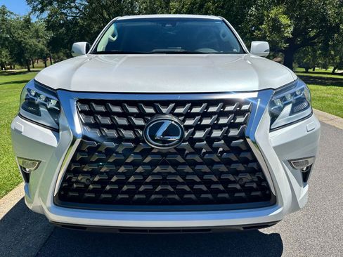Used 2023 Lexus GX 460 Premium AWD/4WD image 2