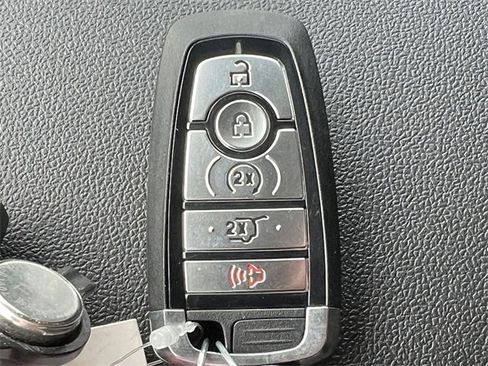 New 2026 Ford Escape SE image 21