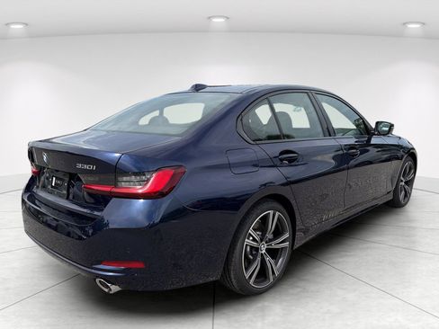 Certified 2023 BMW 330i Sedan w/ Driving Assistance Package RWD image 4