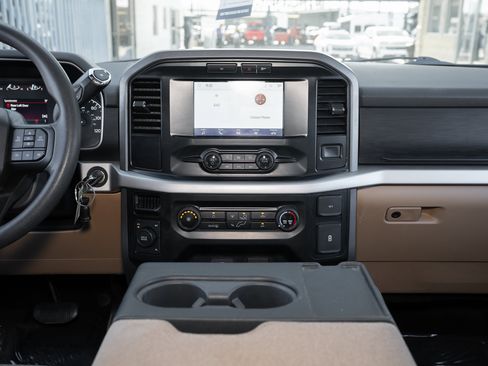 Used 2023 Ford F150 XLT image 31