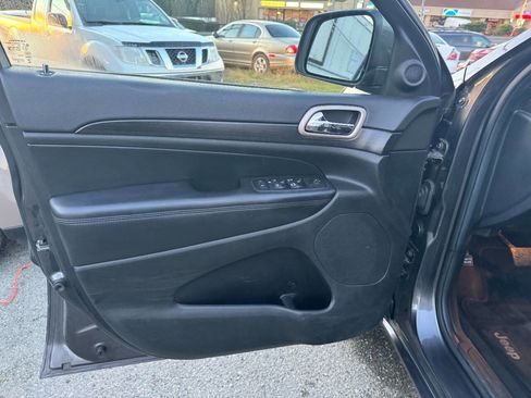 Used 2014 Jeep Grand Cherokee Altitude image 10