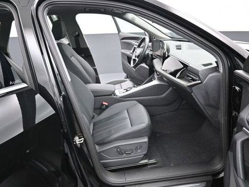 Certified 2025 Audi Q5 Premium w/ Premium Plus AWD/4WD image 36