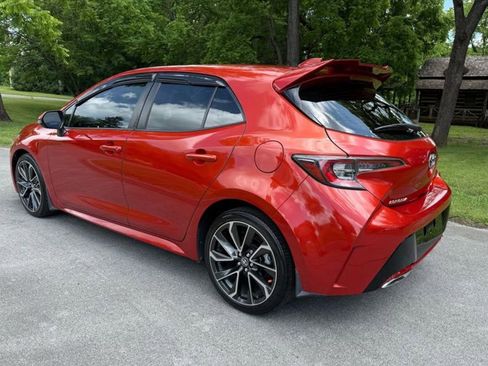 Used 2019 Toyota Corolla XSE FWD image 9