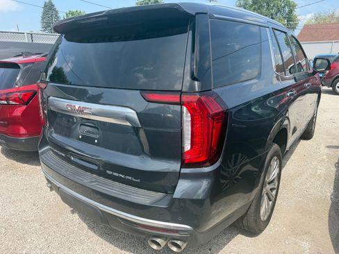Used 2021 GMC Yukon Denali w/ Denali Premium Package AWD/4WD image 8