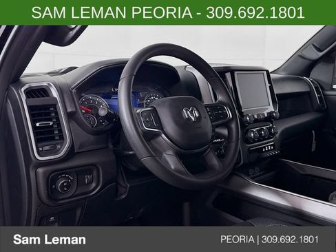 New 2026 RAM 1500 Express AWD/4WD image 9