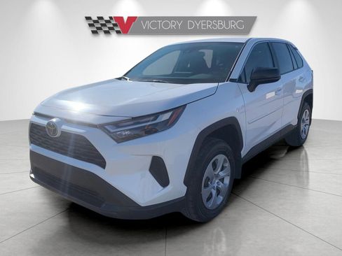 New 2025 Toyota RAV4 LE image 4