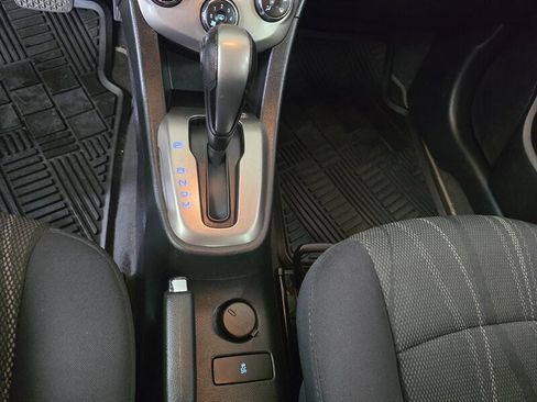 Used 2014 Chevrolet Sonic LT image 17