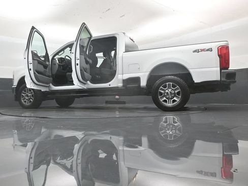 Used 2025 Ford F250 XLT AWD/4WD image 58