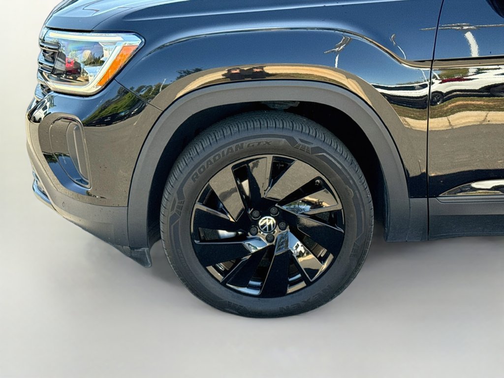 Used 2024 Volkswagen Atlas SE FWD image 34