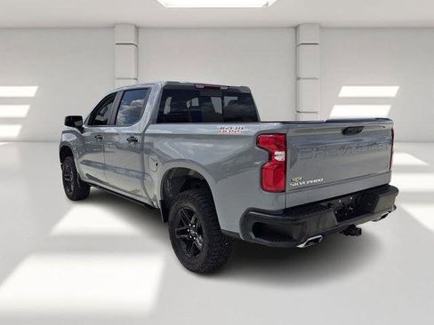 Used 2024 Chevrolet Silverado 1500 LT Trail Boss w/ Convenience Package II AWD/4WD image 3