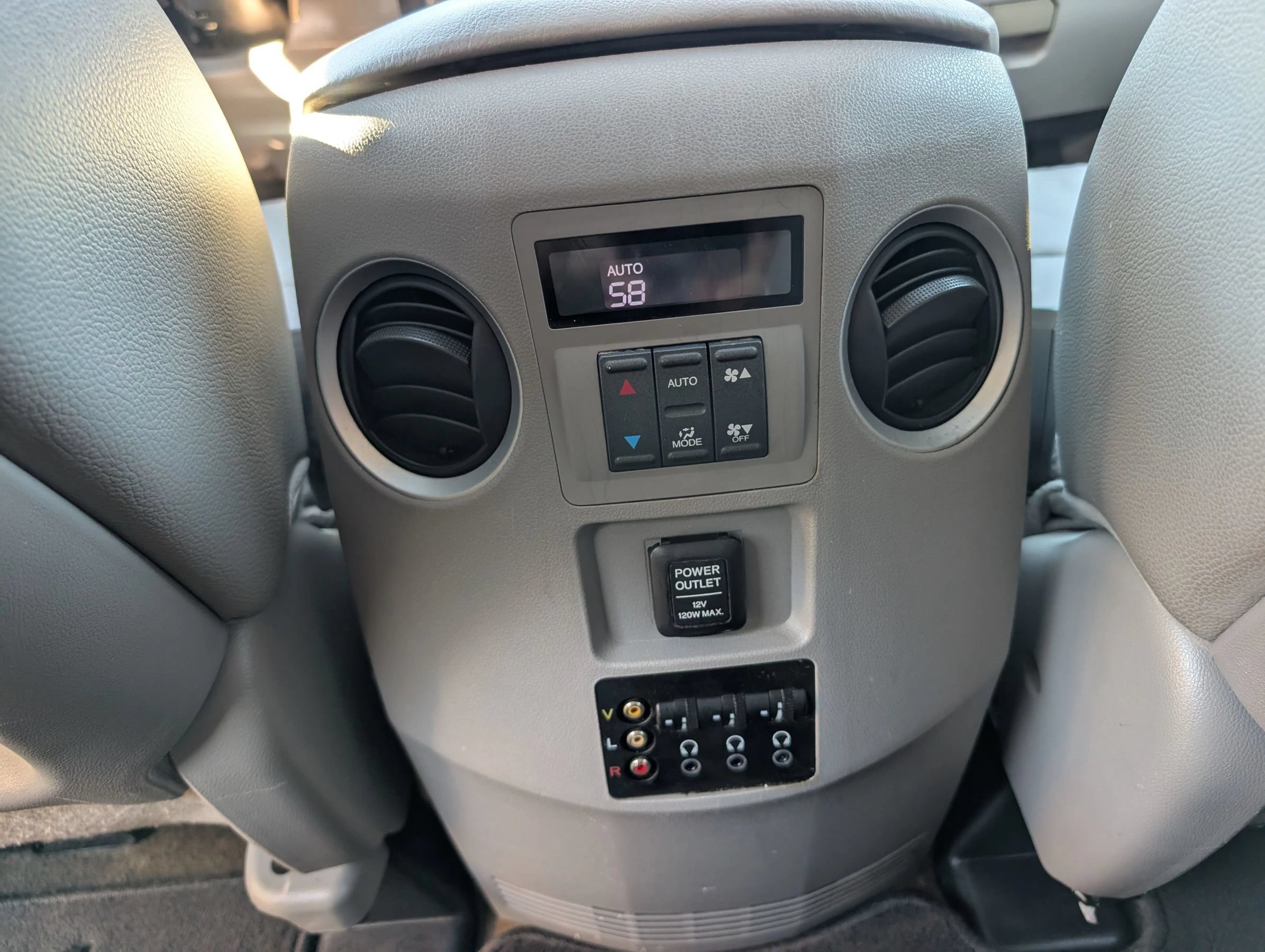Used 2013 Honda Pilot Touring image 45