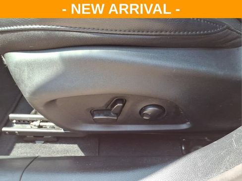Used 2023 Jeep Compass High Altitude AWD/4WD image 17