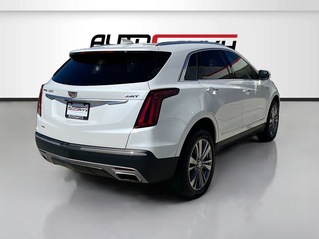 Used 2024 Cadillac XT5 Premium Luxury w/ LPO, Floor Liner Package AWD/4WD image 7