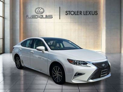 Used 2017 Lexus ES 350 w/ Luxury Package