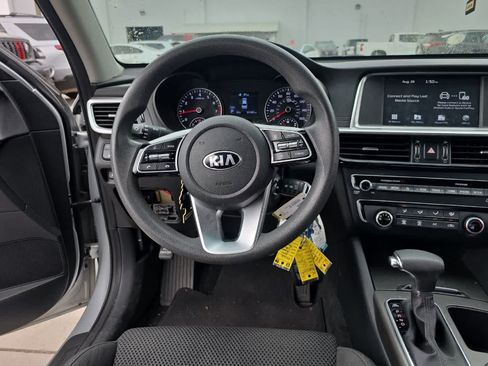 Used 2020 Kia Optima LX FWD image 16