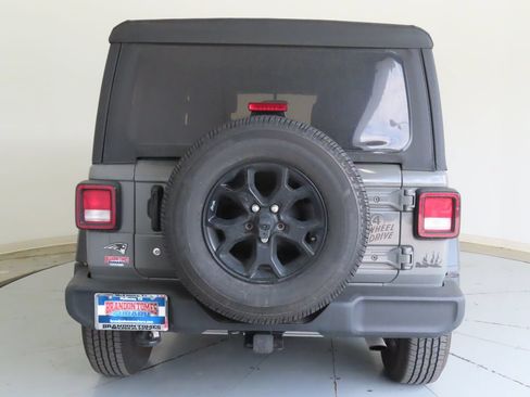 Used 2021 Jeep Wrangler Unlimited Sport AWD/4WD image 4