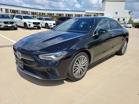 Used 2025 Mercedes-Benz CLA 250 4MATIC image 34