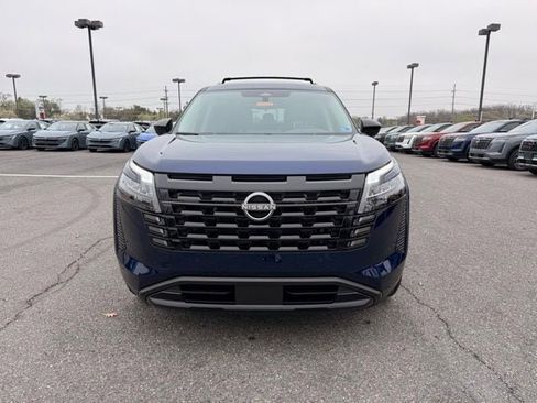 New 2026 Nissan Pathfinder SV image 3