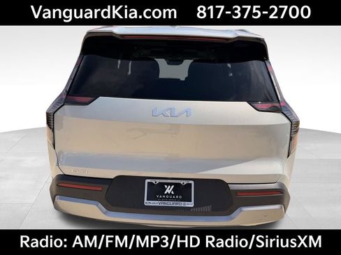 Certified 2024 Kia EV9 Wind image 3