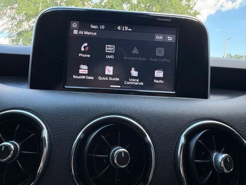 Used 2019 Kia Stinger RWD image 44