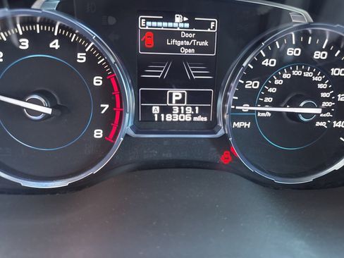 Used 2017 Subaru Forester 2.5i Premium AWD/4WD image 26