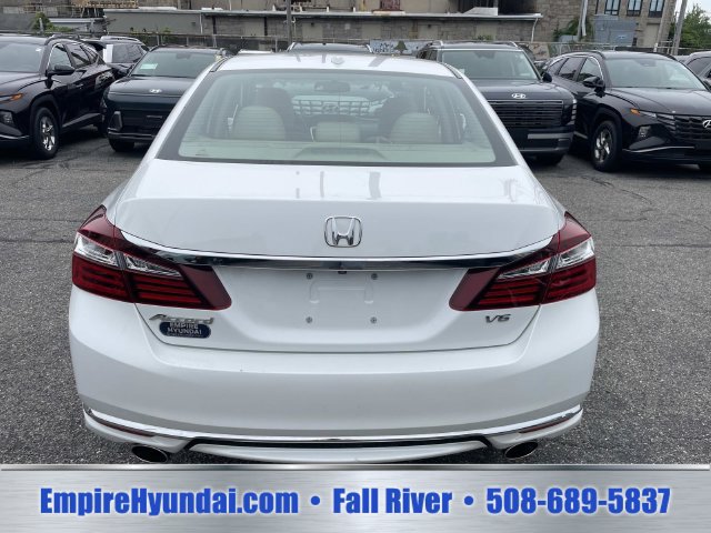 Used 2016 Honda Accord EX-L image 4