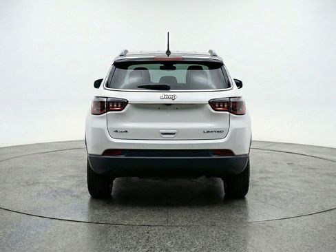 Used 2025 Jeep Compass Limited AWD/4WD image 7