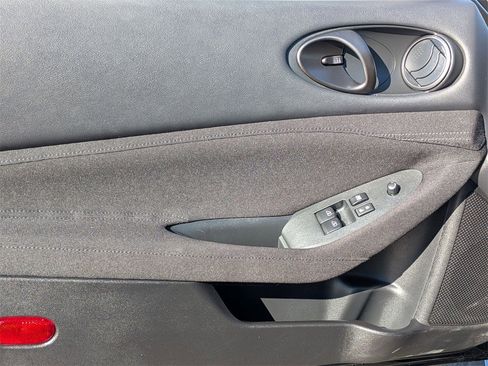 Used 2024 Nissan Z Sport w/ Floor Mat Package image 9