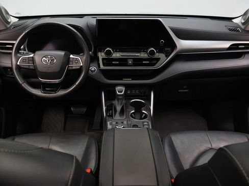 Used 2023 Toyota Highlander Platinum AWD/4WD image 24