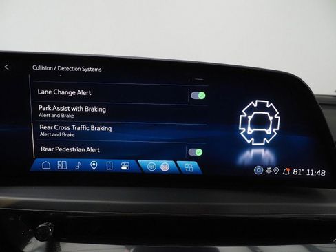 Used 2024 Cadillac Lyriq Luxury image 39