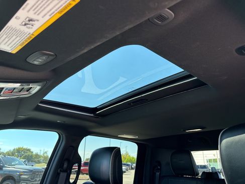 Used 2024 RAM 3500 Limited image 11