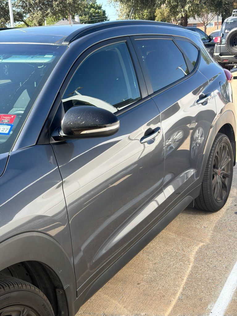 Used 2017 Hyundai Tucson Night FWD image 2