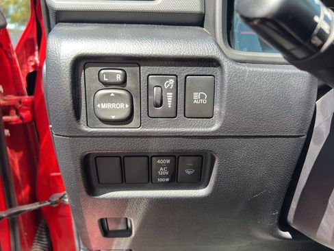 Used 2024 Toyota 4Runner TRD Off-Road image 25