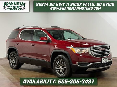 Used 2018 GMC Acadia SLT AWD/4WD image 1