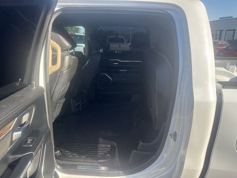 Used 2019 RAM 1500 Laramie image 33