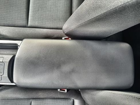 Used 2024 Toyota Prius LE image 29