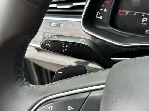 Used 2021 Audi Q7 2.0T Premium Plus w/ Executive Package image 39