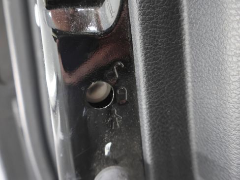 Used 2020 RAM 1500 Big Horn AWD/4WD image 35