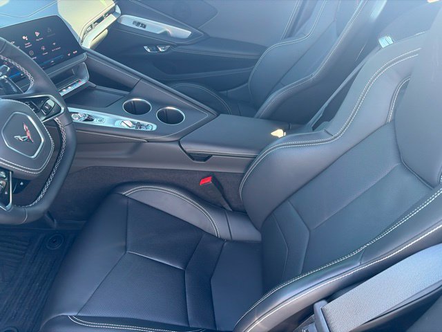 Used 2026 Chevrolet Corvette Stingray Coupe w/ 1LT RWD image 8