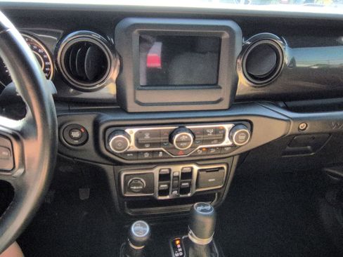 Certified 2020 Jeep Wrangler Unlimited Sport AWD/4WD image 27