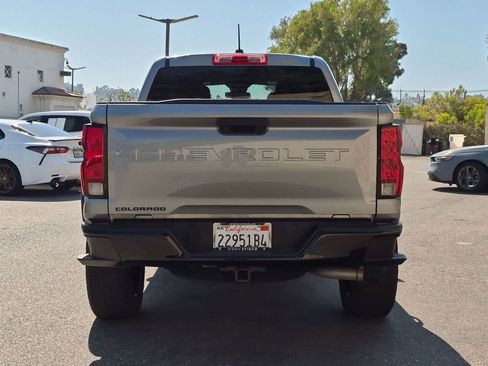 Used 2024 Chevrolet Colorado Trail Boss w/ LPO, Dark Essentials Package AWD/4WD image 4