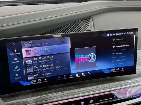 New 2025 BMW 740i w/ Executive Package image 11