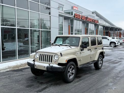 Used 2018 Jeep Wrangler Unlimited Sahara image 16